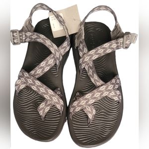 Chaco Zvolv 2 Sandal gray black